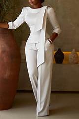 Elegant White Attire for Ushers: the Perfect Outfit for a Memorable Ceremony