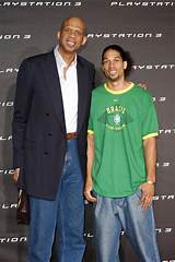 The Incomparable Kareem Abdul-Jabbar Jr. : a Basketball Legacy